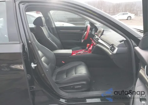 2021 Honda Accord Sport Special Edition z USA, uszkodzony, nr VIN 1HGCV1F44MA034149